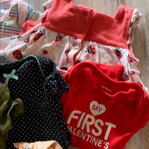 NB , 0-3 month girls onesie lot of 14! - Picture 4 of 6